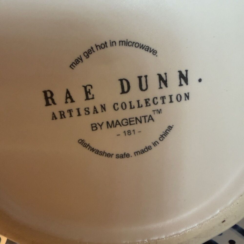 Rae Dunn QUEEN MOM Crown Mug White Ceramic Farmhouse Coffee Cup - Picture 10 of 10